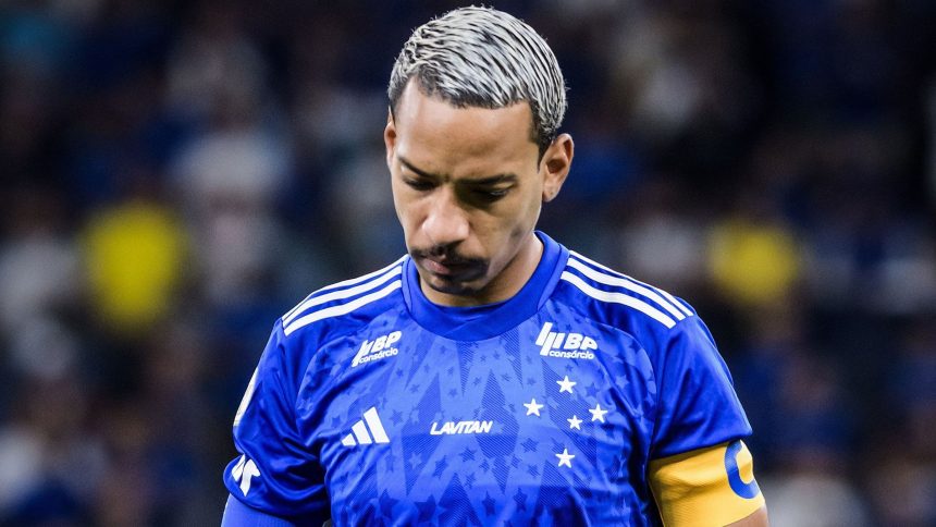 matheus-pereira-se-emociona-e-desabafa-apos-derrota-do-cruzeiro-na-sul-americana