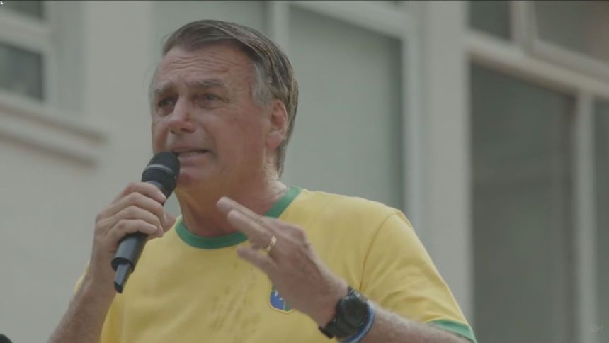 golpe-agora-se-da-com-taxi,-diz-bolsonaro-sobre-inquerito-da-pf-em-live