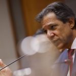 apos-reuniao-“definitiva”-sobre-gastos-na-vespera,-haddad-cumpre-agenda-interna-na-fazenda