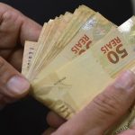 salario-minimo-de-r$-1.518-deve-gerar-alivio-fiscal-em-2025;-veja-projecoes